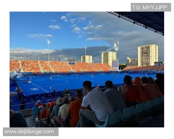 新泽西网队重塑辉煌之路球迷期待新赛季的精彩表现与突破 新泽西网队重塑辉煌之路球迷期待新赛季的精彩表现与突破