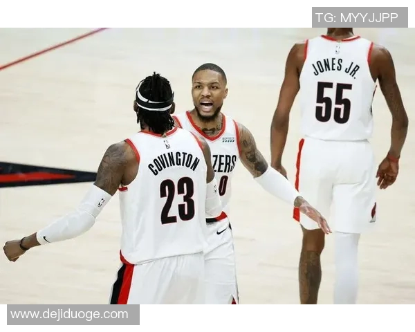 明尼苏达与达拉斯激战正酣赛况分析与精彩瞬间回顾